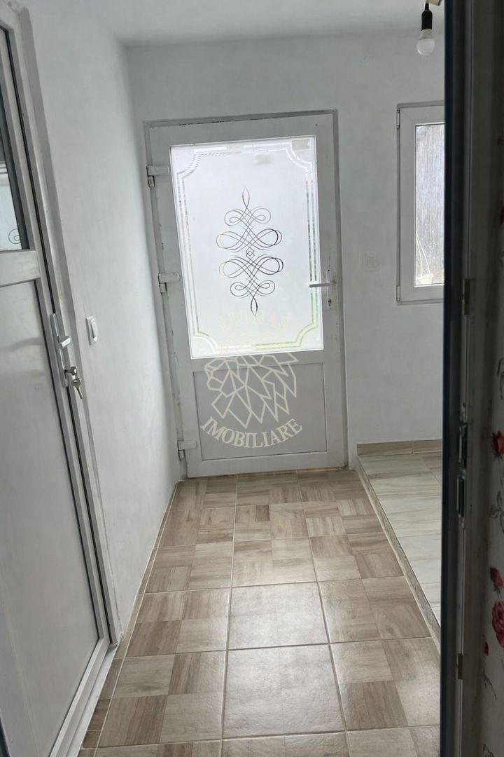 Casa Renovata 2 camere 50 mp-teren 400 mp-magazie-Jelna - Poză 6