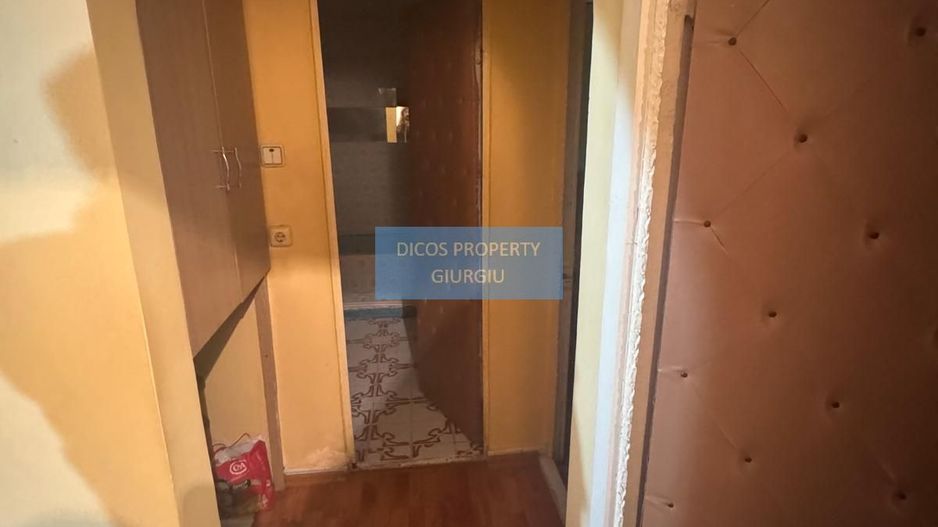 Apartament 4 camere de vânzare – zonă Școala 8 - Poză 4