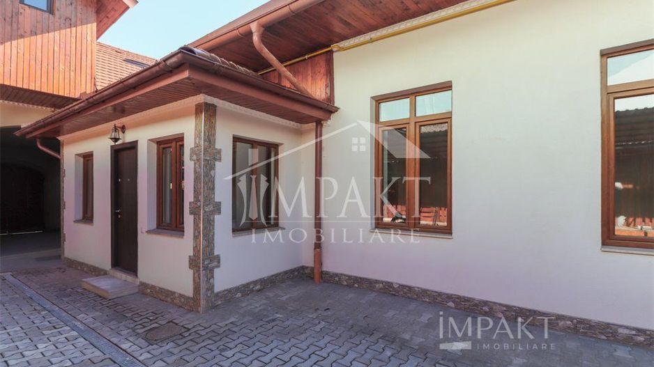 Spațiu comercial ultracentral, vad excelent, 7 încăperi - Poză 14