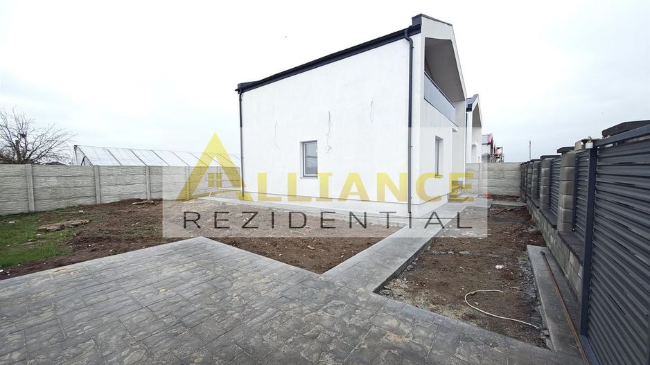 Casa P+M moderna | Pompa de caldura + fotovoltaice 10 kW - Poză 2