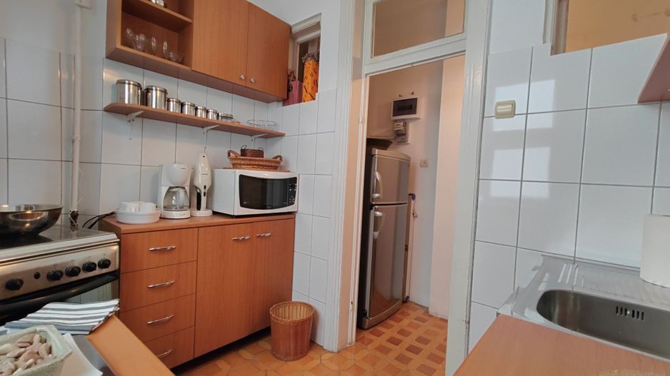Apartament interbelic elegant cu terasă, pe Vasile Lascăr – lângă Dacia - Poză 13