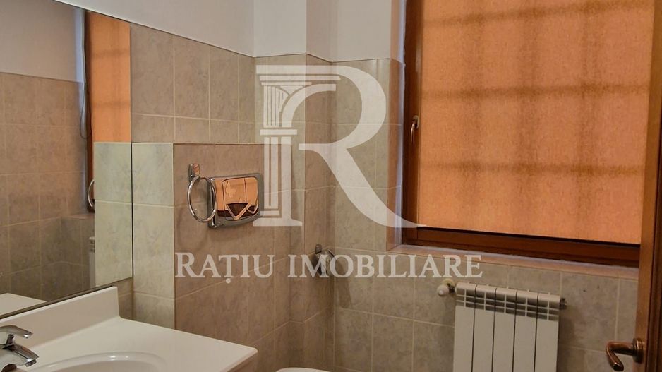 Spațiu comercial | Ideal pentru companii | Zonă centrală | Oradea - Poză 4