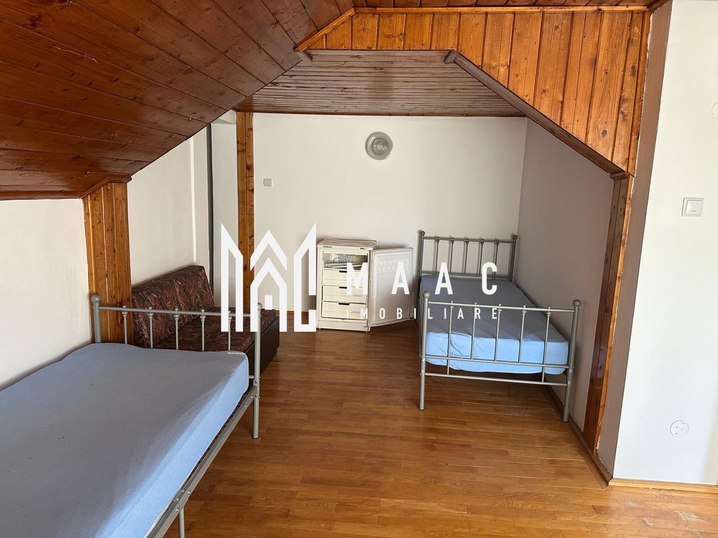 CASA DE INCHIRIAT I CISNADIE I ZONA LINISTITA - Poză 12