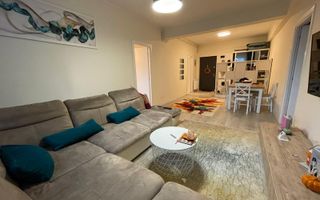 Apartament superb de vanzare cu 2 camere, zona semicentrala! Parcare! - Poză 1