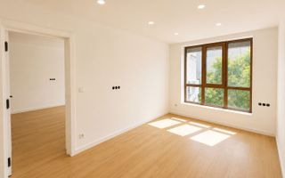 # Apartament renovat integral, Satu Mare zonă centrală, etaj 3/4 - Poză 4