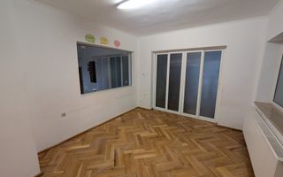 Casa/Spatiu de birou,Andrei Muresanu, 9 Camere,10 Parcari,Curte 2000mp - Poză 4