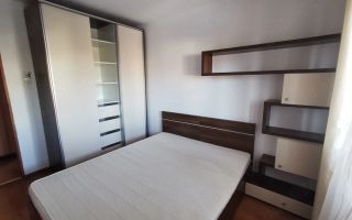 Închiriez Apartament cu 3 camere zona piața CUG - Poză 4