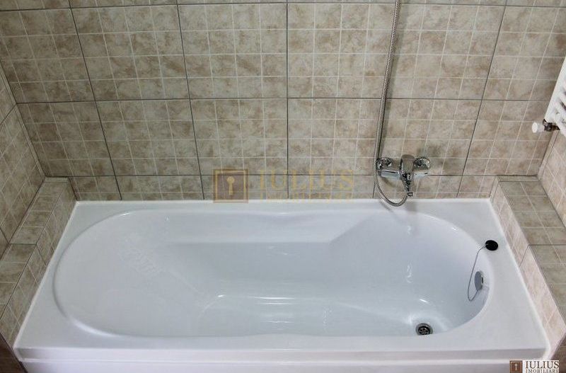 2 dormitoare, 80 mp utili, gradina si curte proprie de 300mp. - Poză 15