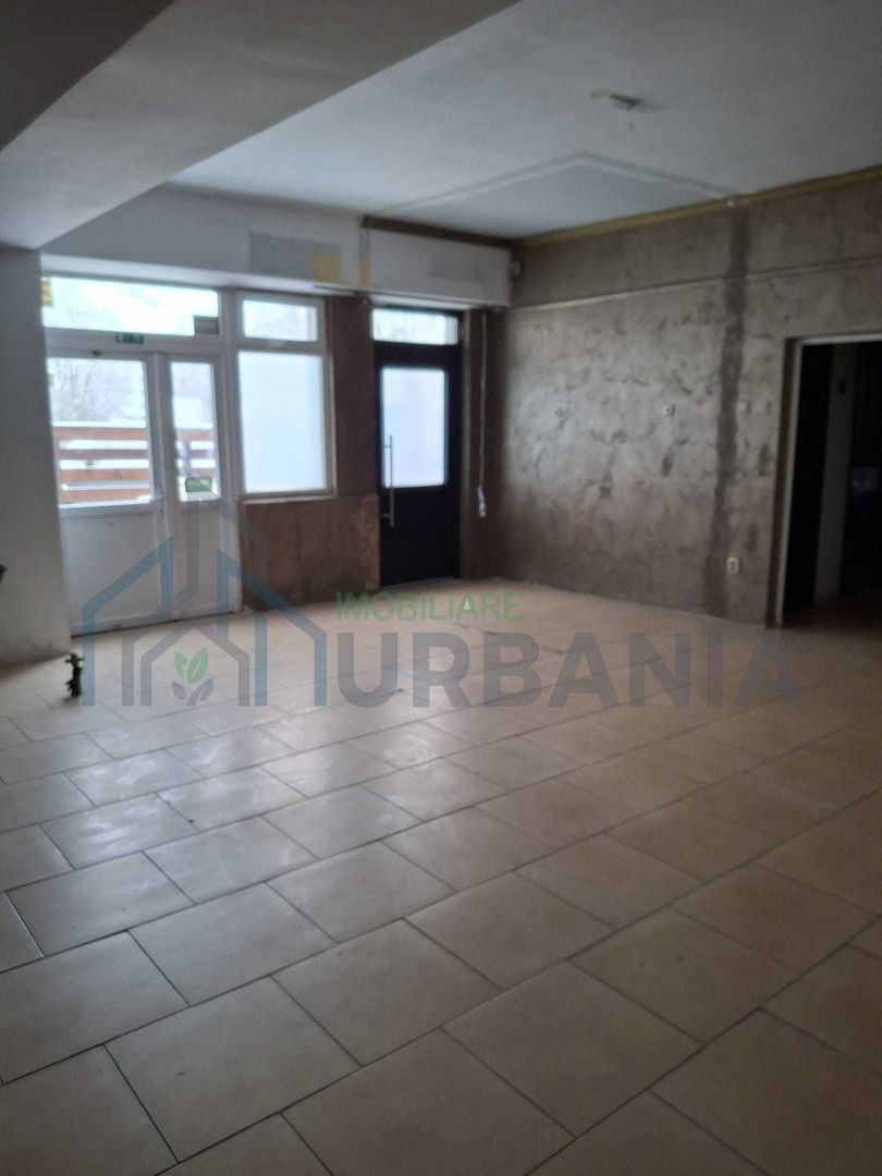 Inchiriez spatiu - Poză 1