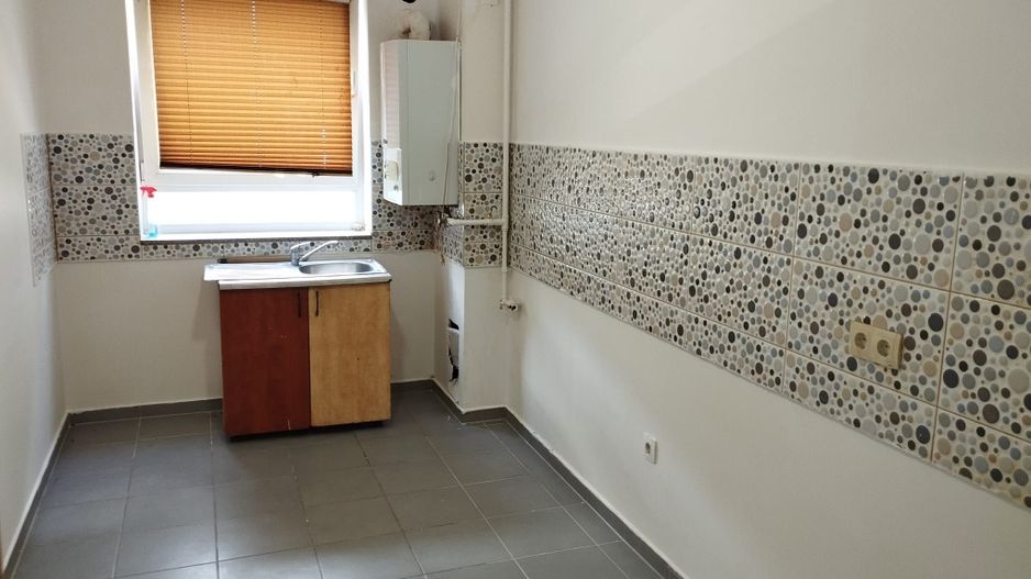 Apartament  3 camere - Poză 8