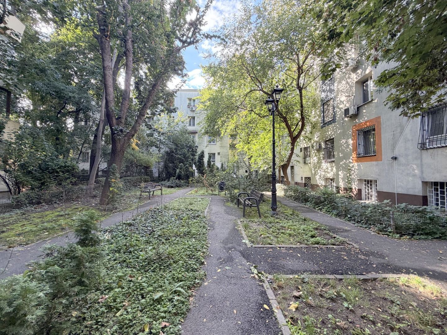 Garsoniera Calea Floreasca | centrala proprie | vedere spate - Poză 8