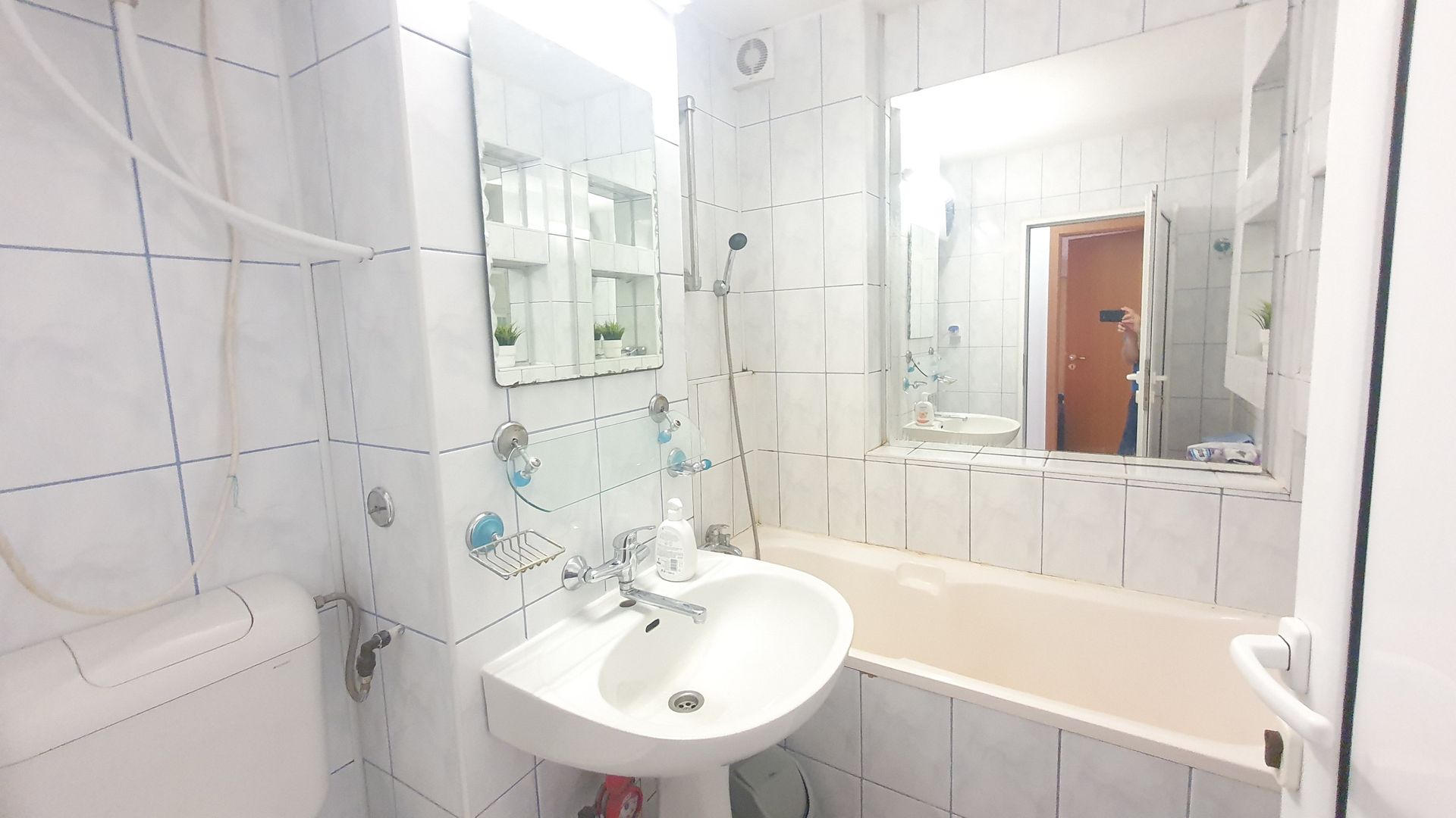 Circumvalatiunii - Kaufland| 4 camere | Open space | Mobilat-Utilat - Poză 12