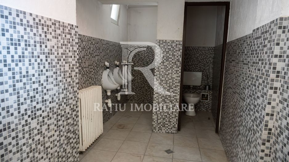 Spatiu Comercial | Etajul 1 + Mansarda | Decebal | 300 mp | Oradea - Poză 14