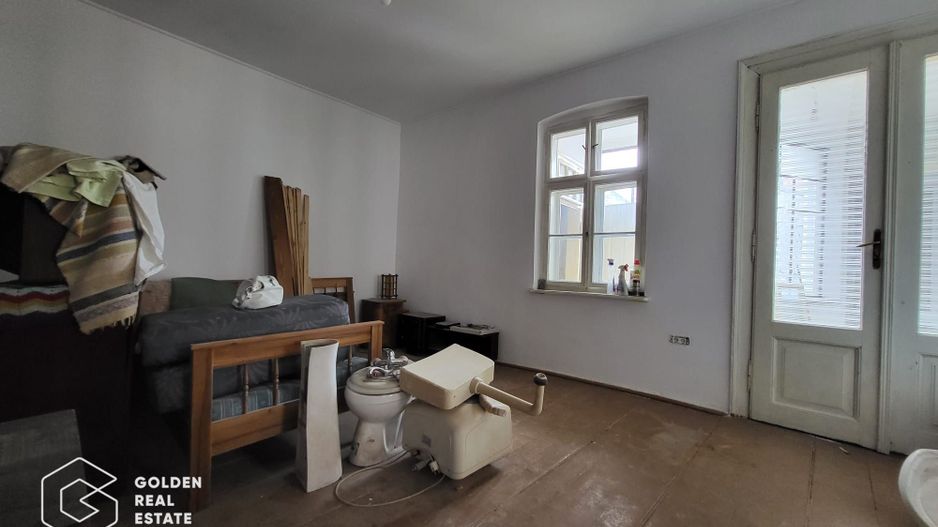 Apartament 2 camere, etajul 1, Oras Lipova - Poză 4