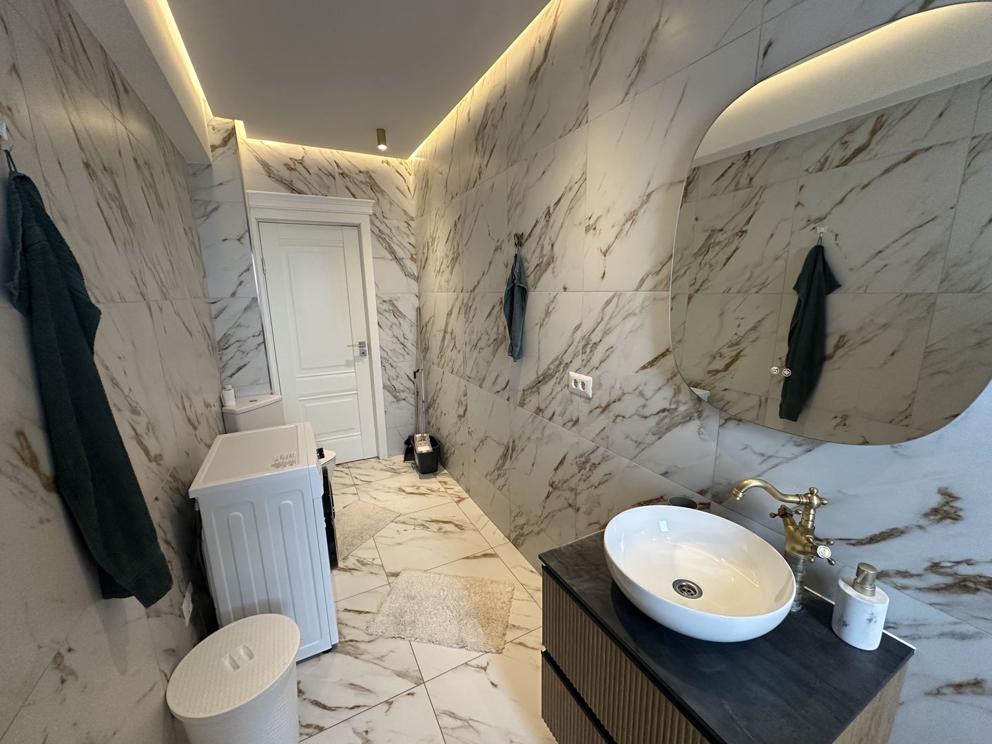 Apartament 3 camere | 70 MP | Bloc nou | Etaj 3 | Parcare - Poză 9