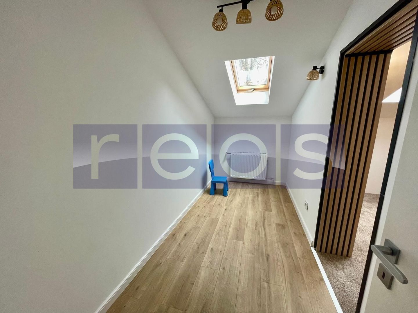 VANZARE CASUTA INTERBELICA RENOVATA DESIGN CONTEMPORAN 107MP MOSILOR FOISOR - Poză 14