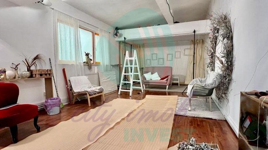 IMOBIL RENOVAT CU CURTE PROPRIE- ROND COSBUC - Poză 7