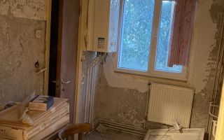 Apartament 3 camere de vânzare Apusului - Poză 1