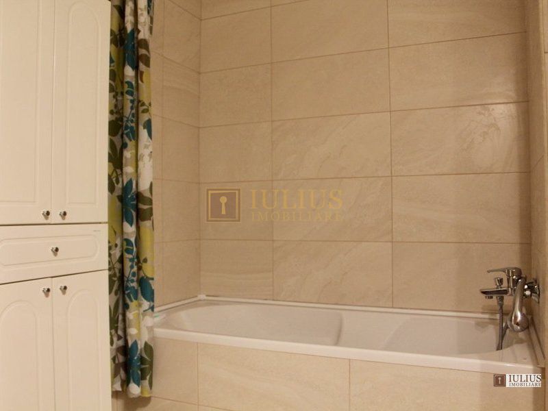 Aradului; parcare privata, include Ctr. A.F.P - Poză 17