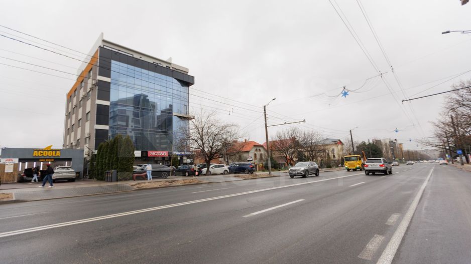 Chirie, spațiu de birouri, 400 mp, bd. Alba Iulia, Buiucani - Poză 2