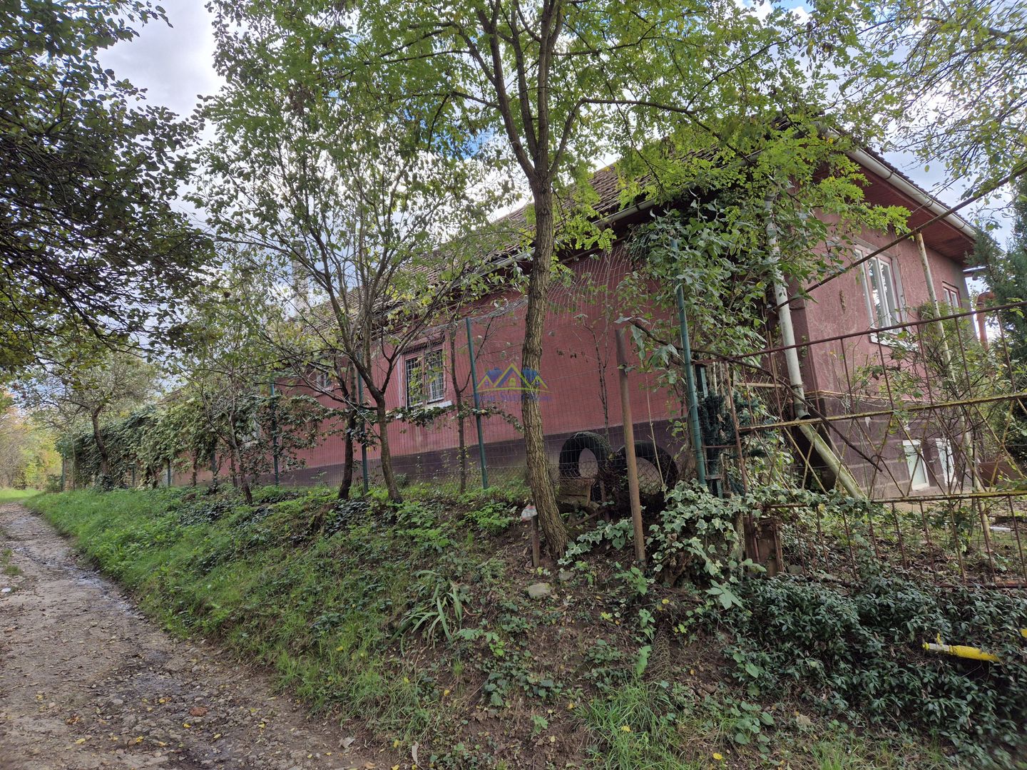 Vand casa 4 camere Buituri(Latureni), st-656 mp, accept schimb cu ap.! - Poză 2