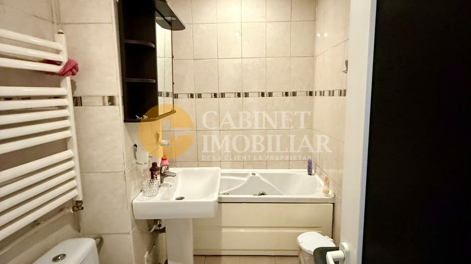 3 CAMERE DECOMANDAT--MOBILAT+UTILAT--ZONA GARII - Poză 8