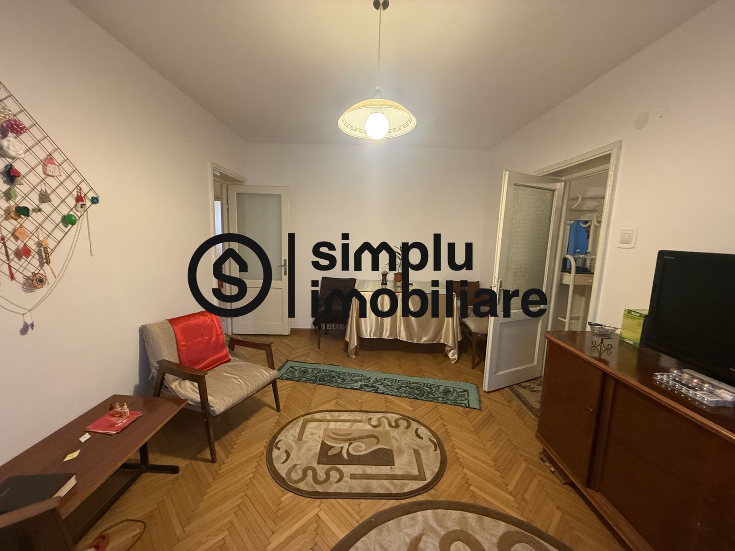 3 camere semi, etaj 2/4, Rovine - 134 900 Euro - Poză 2