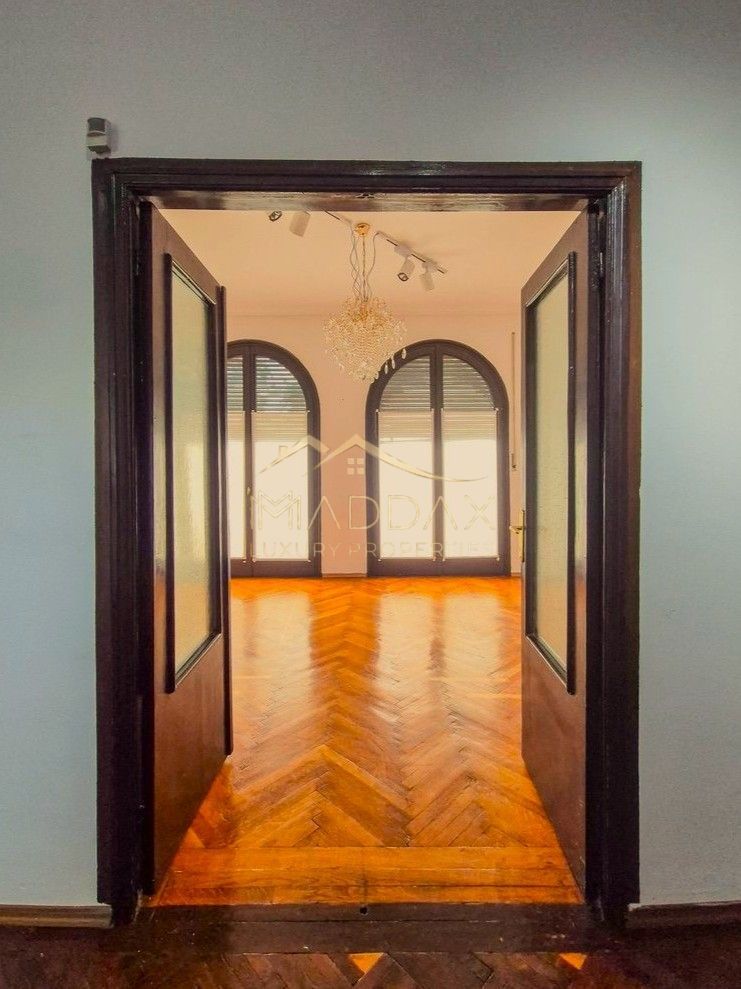 Apartament parter Piața Romană | 5 camere | Curte | 8 Locuri de Parcare - Poză 7
