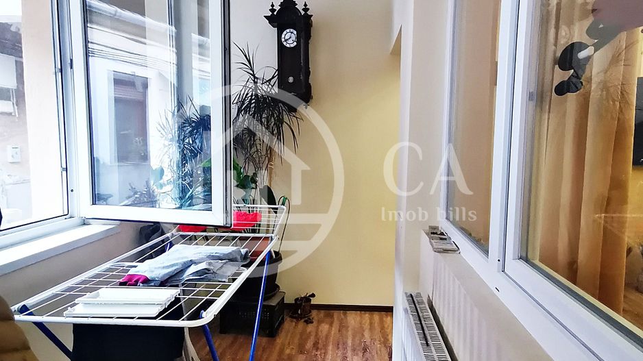 Apartament cu 3 camere la curte comuna de vanzare Ultracentral, Oradea - Poză 12