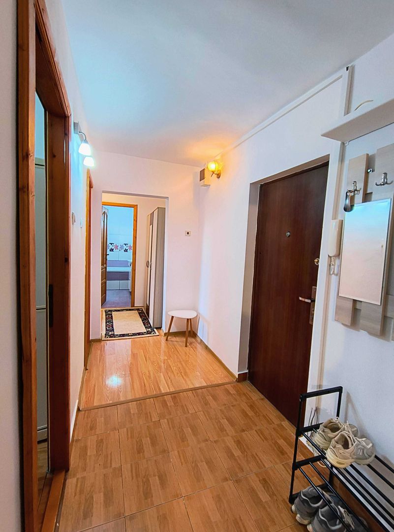Proprietar, inchiriez pe termen lung Apartament 2 camere | Zona Lunei - Poză 4