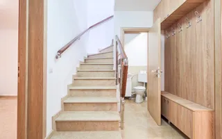 Casă modernă și luminoasă (2015) cu foișor și curte | Strada Teiului - Poză 17