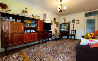 Apartament cu 4 camere decomandate, Centru - Poză 1