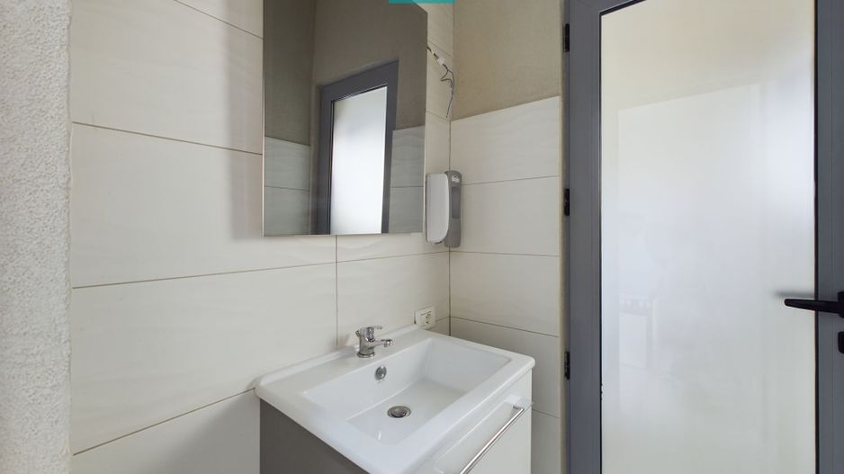 Vilă cu destinație multiplă situată ultracentral - Poză 22