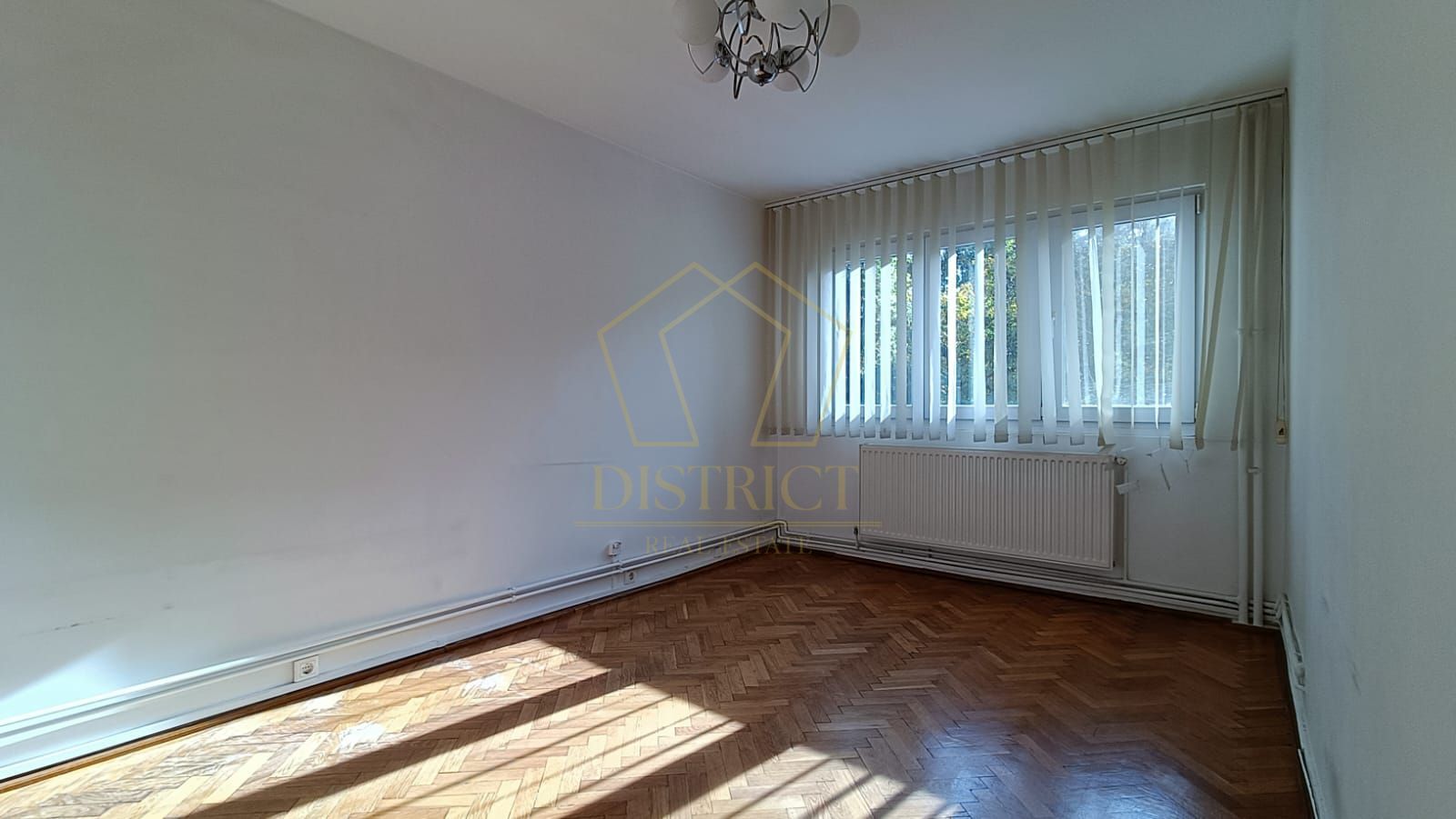 Apartament spațios cu 4 camere | Zona Medicină | Termen lung - Poză 8