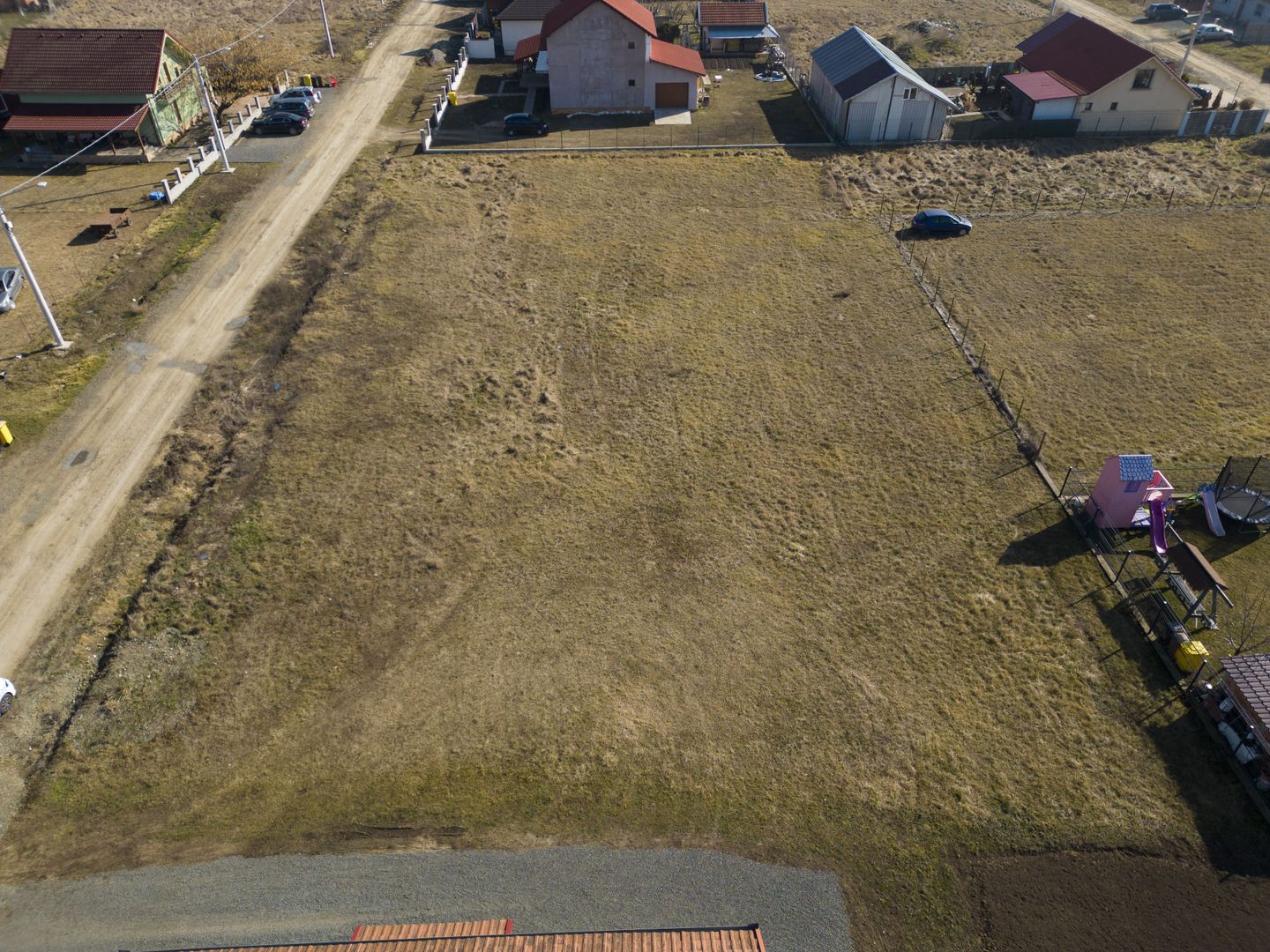 Loc de casa 500 mp în Curtici - Poză 6
