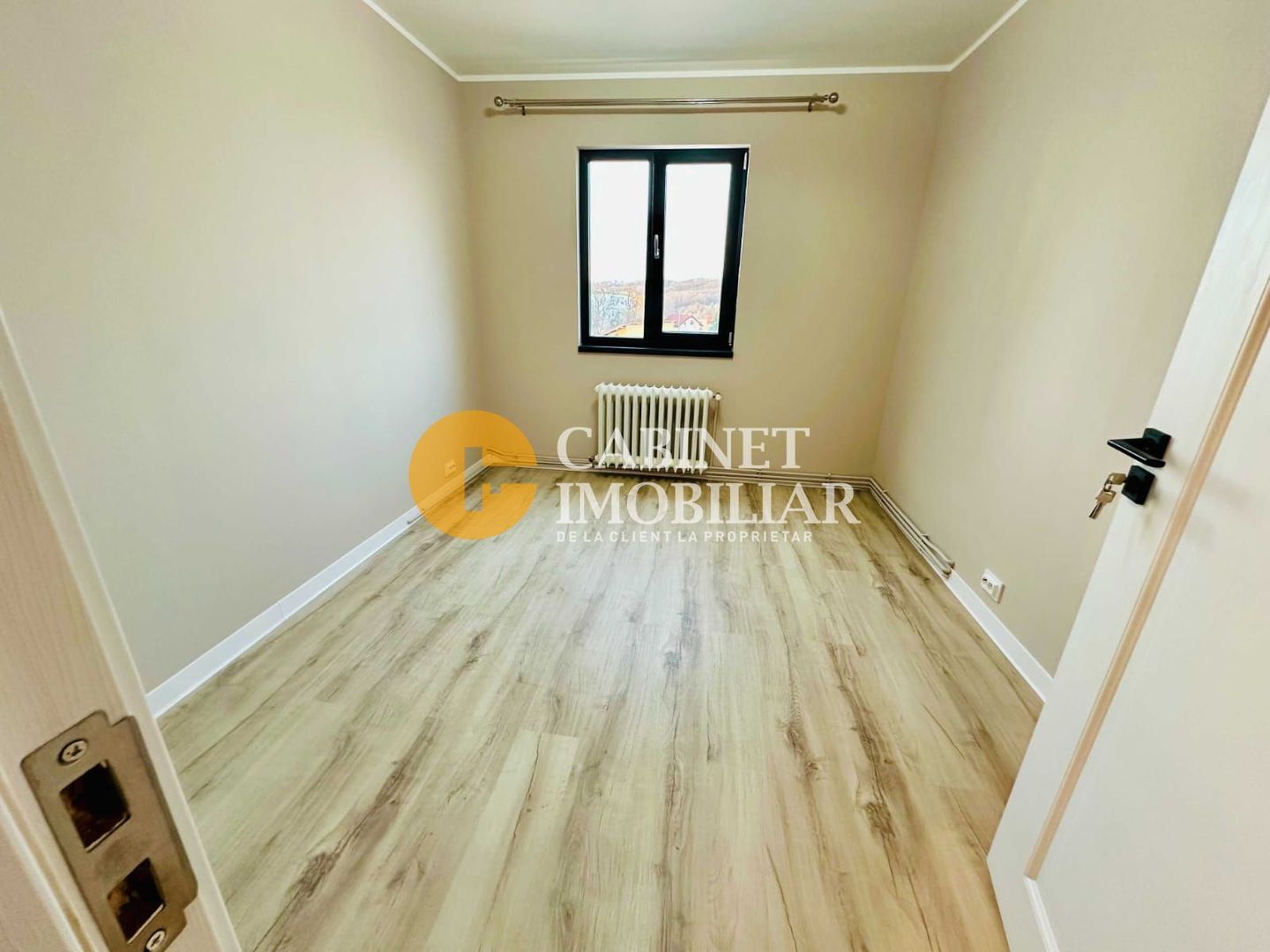 Tatarasi - 3 camere - etaj intermediar - RENOVAT - fara risc - Poză 5