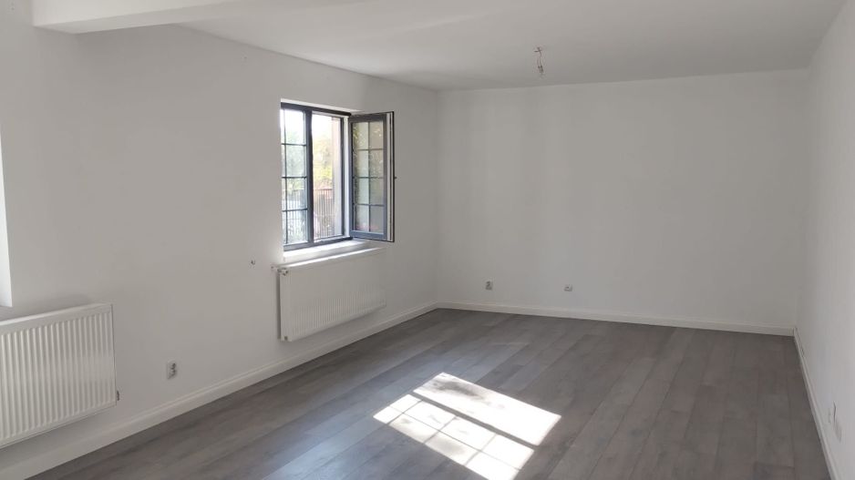 Casa individuala unde confortul întâlnește liniștea! - Poză 8