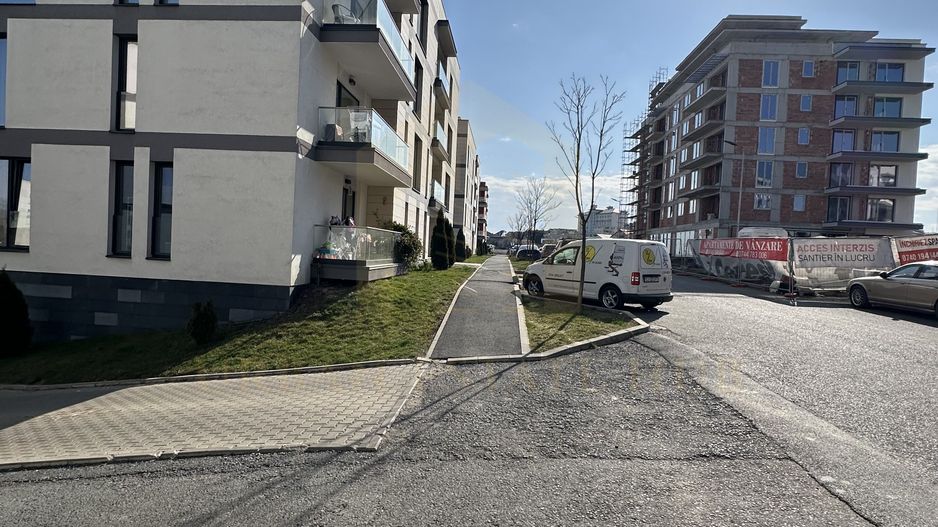 Vanzare apartament 2 camere, decomandat, garaj, Andrei Muresanu - Poză 9