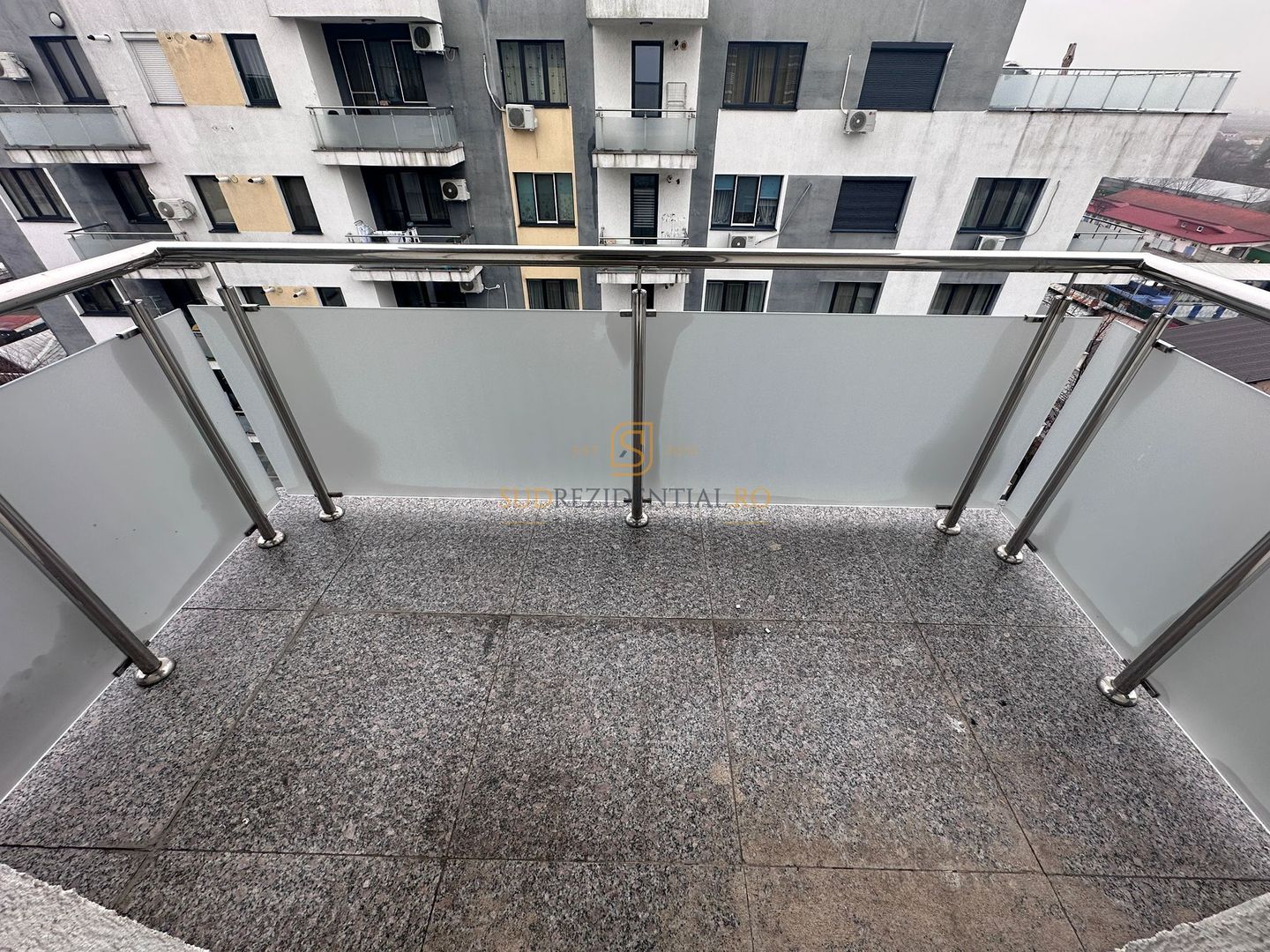 Sos Salaj - Apartament cu 3 camere si terasa, 200 mp, Comision 0% - Poză 13