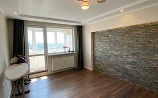 Apartament de vanzare cu 2 camere - Poză 4