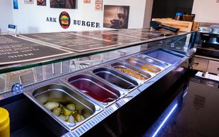 COMISION 0% | Burgerie complet echipată de vânzare – Șag - Poză 4