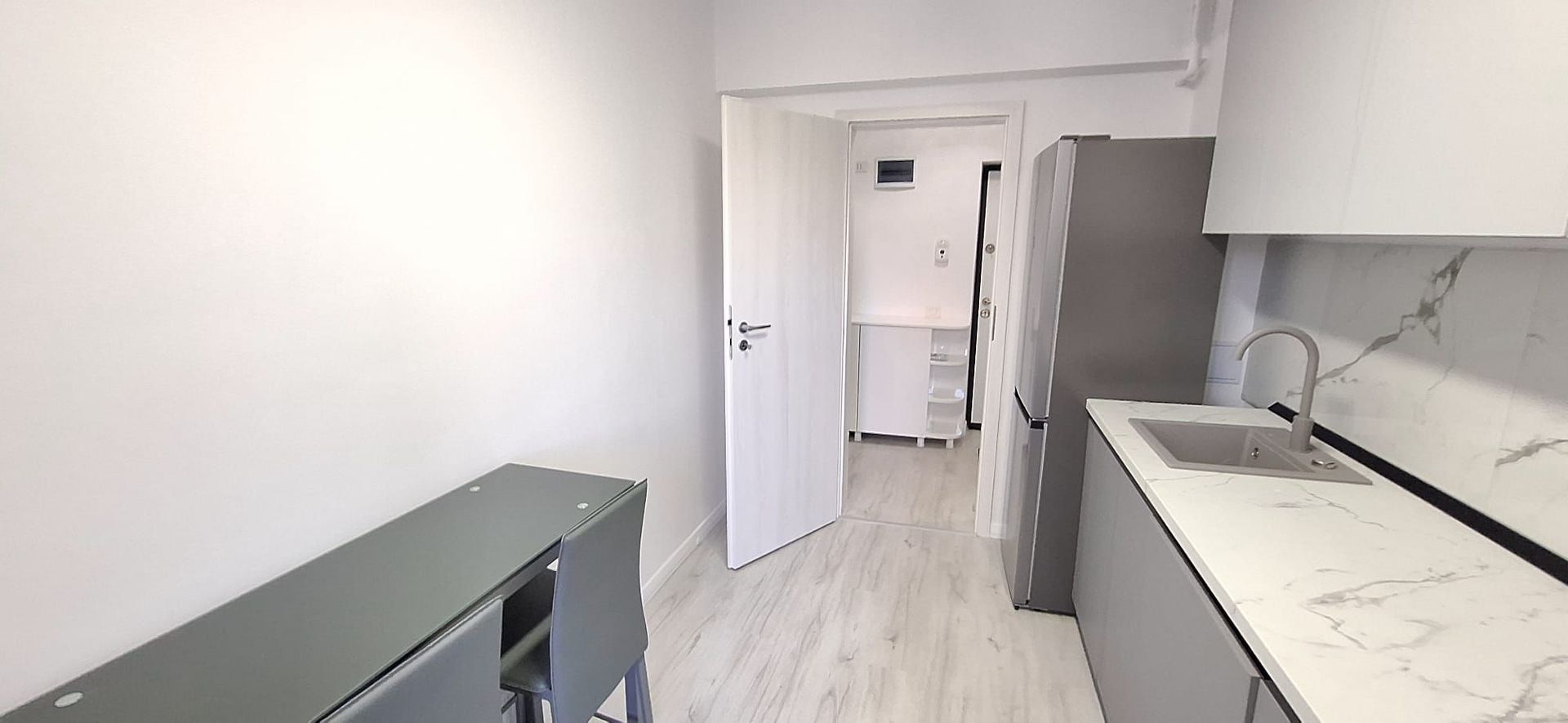 Apartament 2 camere decomandat Metrou Aparatori - Drumul Binelui - Poză 30