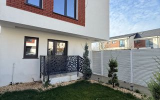 Vila Tip Duplex 5 Camere Finalizată Sector 3 - Poză 1