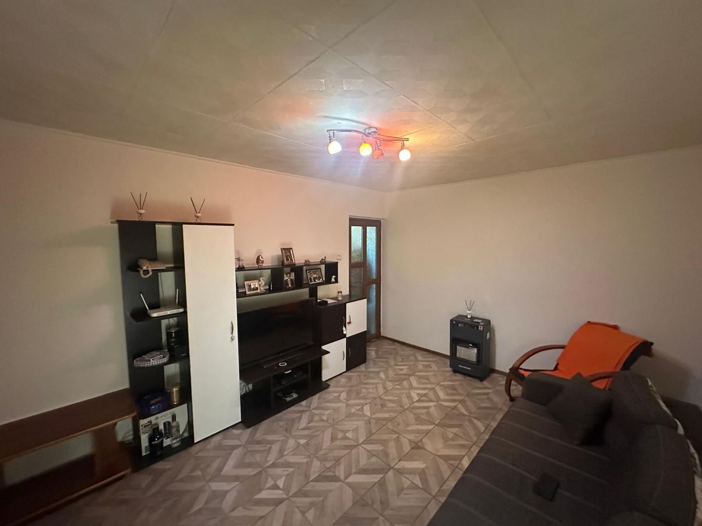 Apartament 2 camere decomandat Giurgiului. - Poză 6