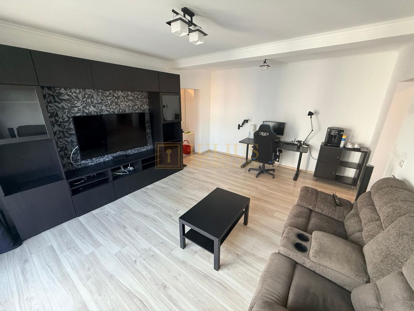 2 camere| Braytim| loc de parcare| bloc nou| apartament frumos| Pet friendly| - Poză 2