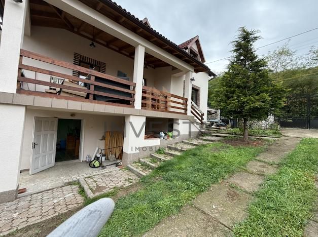 CASA INDIVIDUALA ZONA LINISTITA DEZMIR - Poză 11