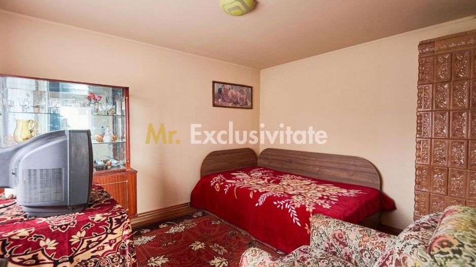Casa individuala  Leresti la strada principala+ teren 831 mp, utilitati complete - Poză 3