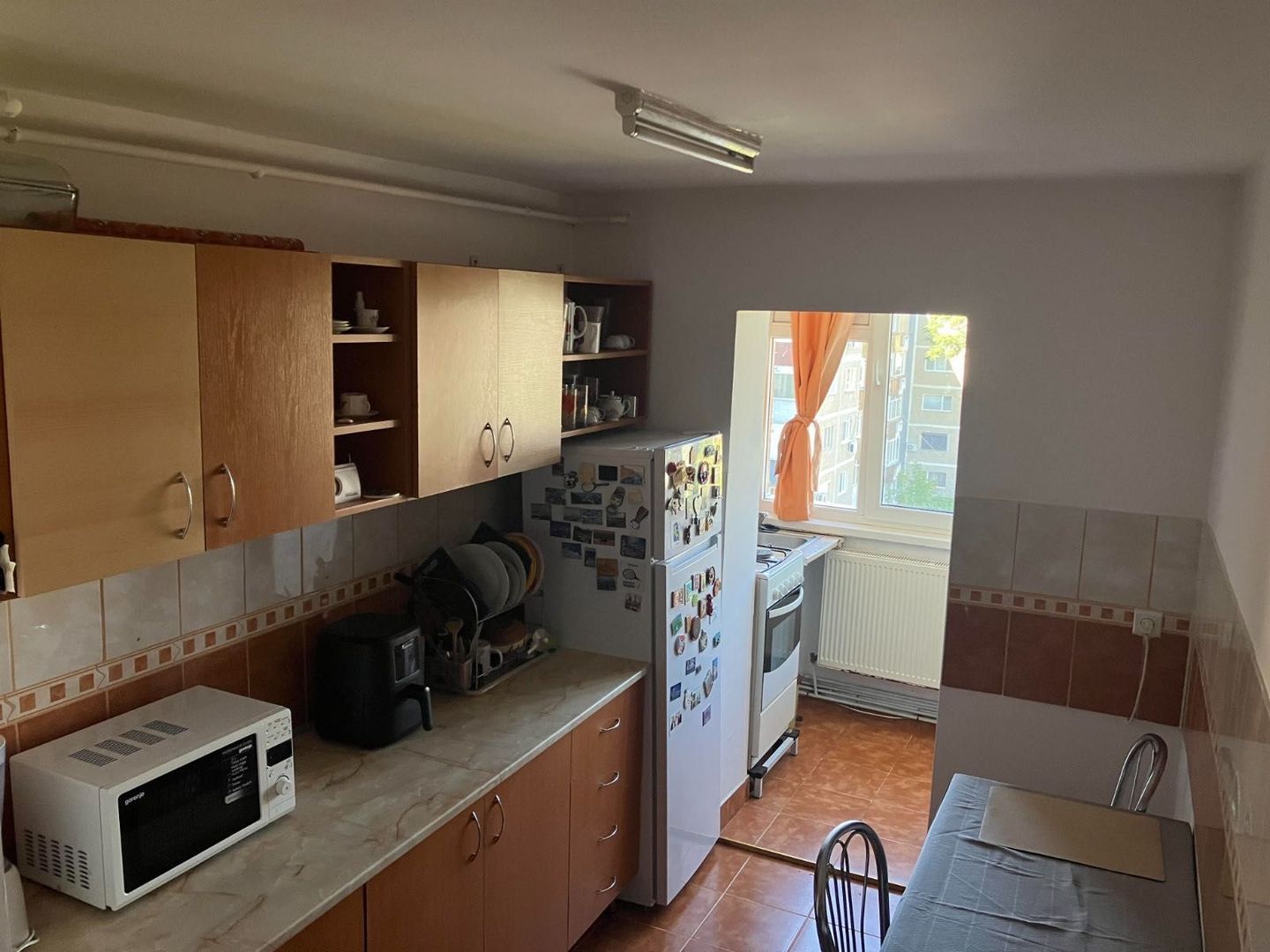 Vanzare 2 camere, decomandat, Aradului Vest - Poză 2