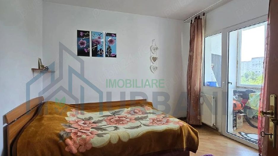 Apartament Decomandat 2 camere 2 Balcoane intabulat mobilat Izolat Zona Alexandru cel bun iasi - Poză 3