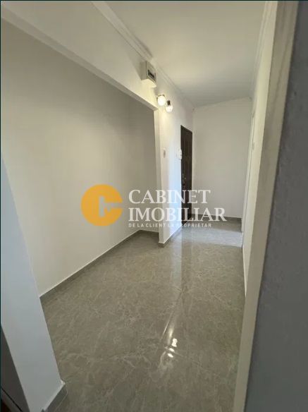 Apartament cu 2 Camere - Liber - Podu Ros Primaverii - Poză 7